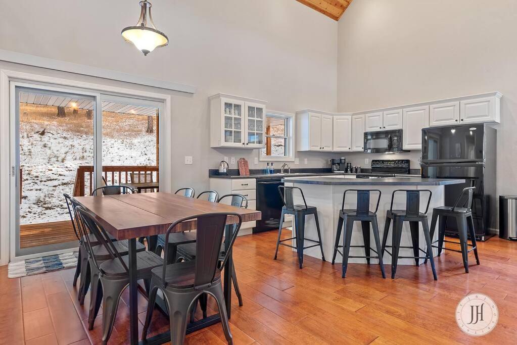 Elk Ridge Fire Place Custer Ngoại thất bức ảnh